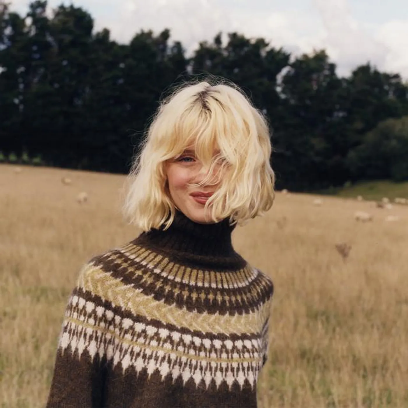 Maisie Peters Brand Page