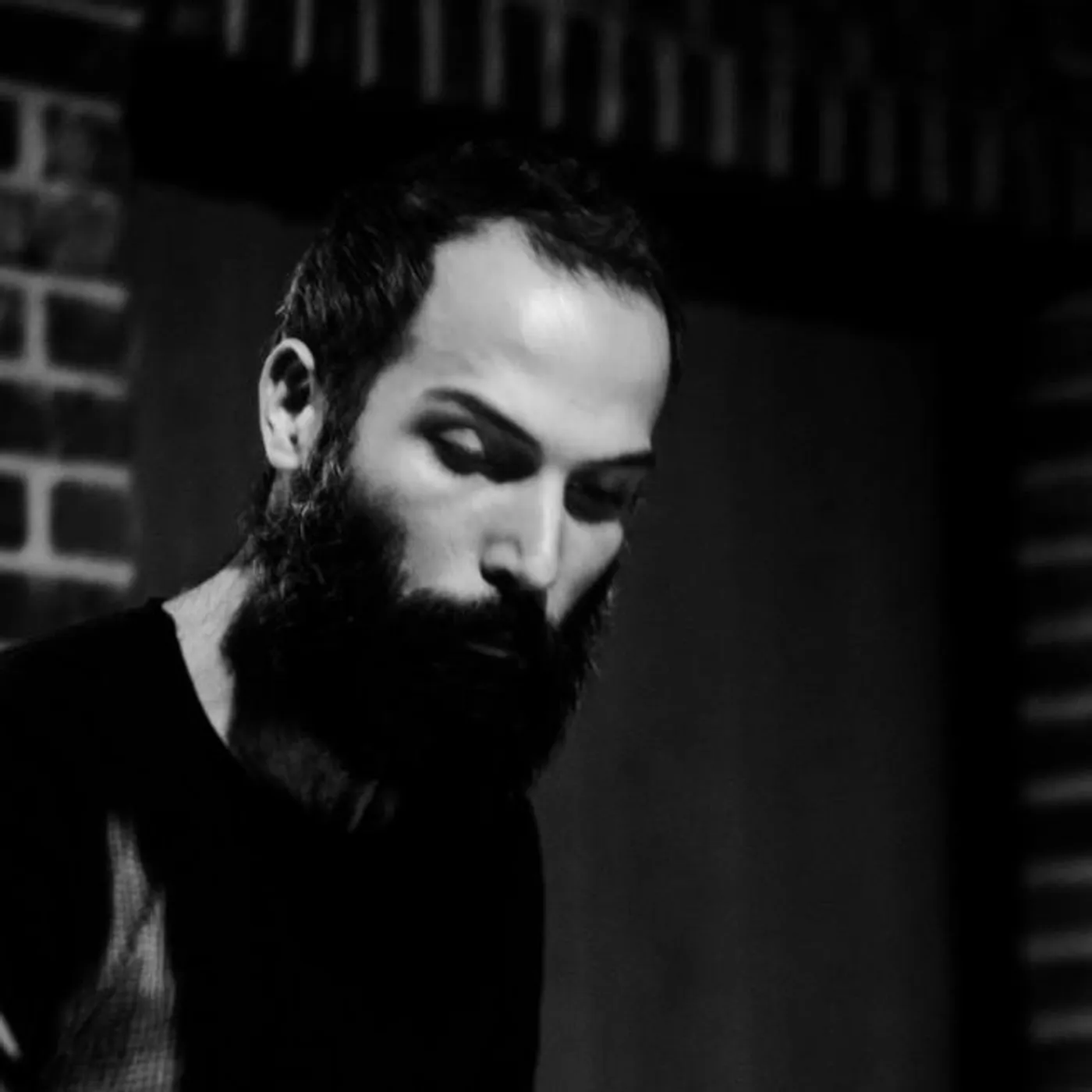 Makan Ashgvari Brand Page