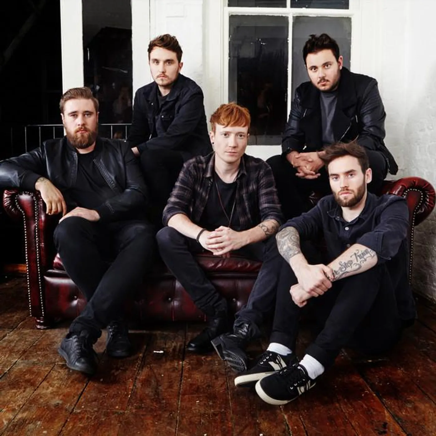 Mallory Knox Brand Page