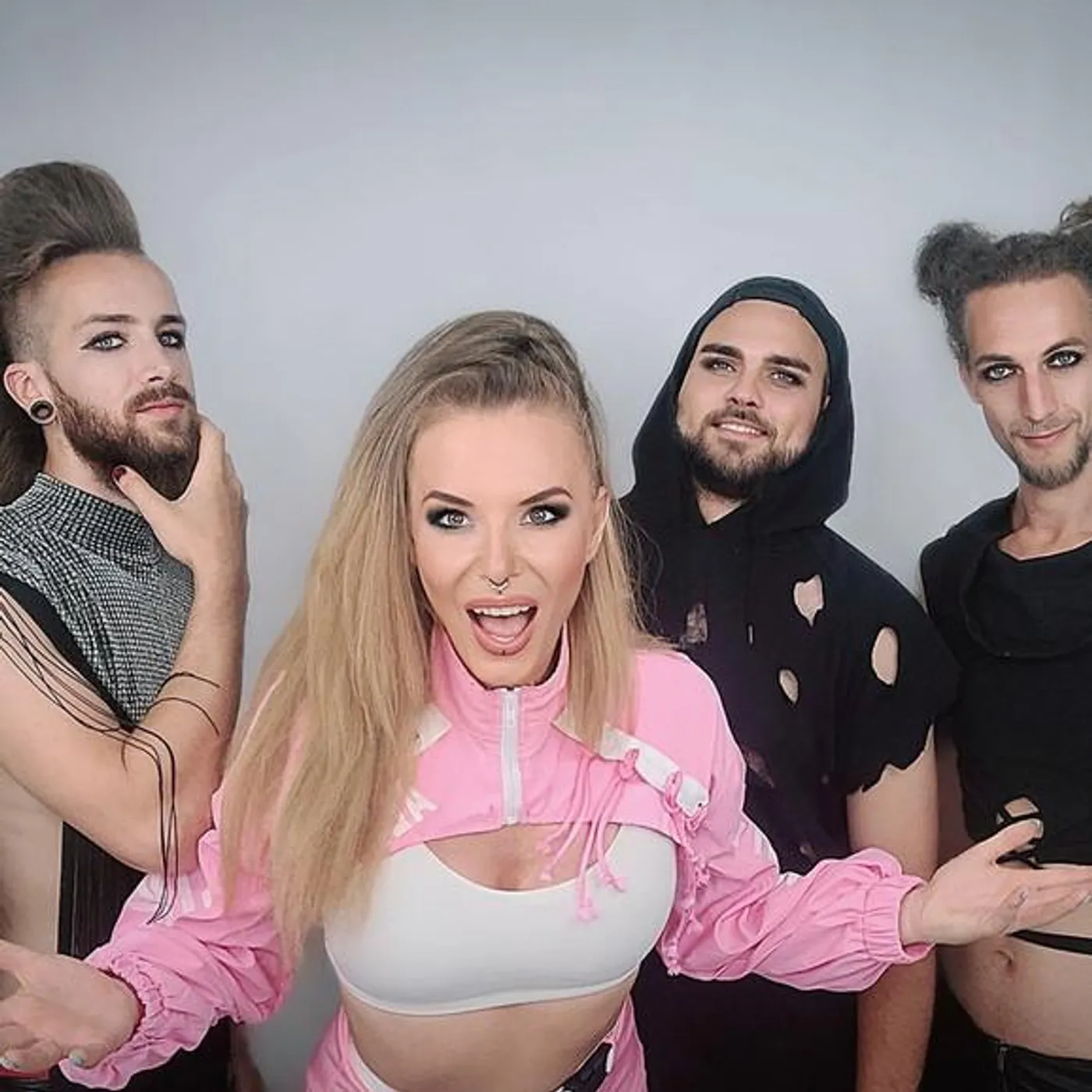 MandelKokainSchnaps Brand Page