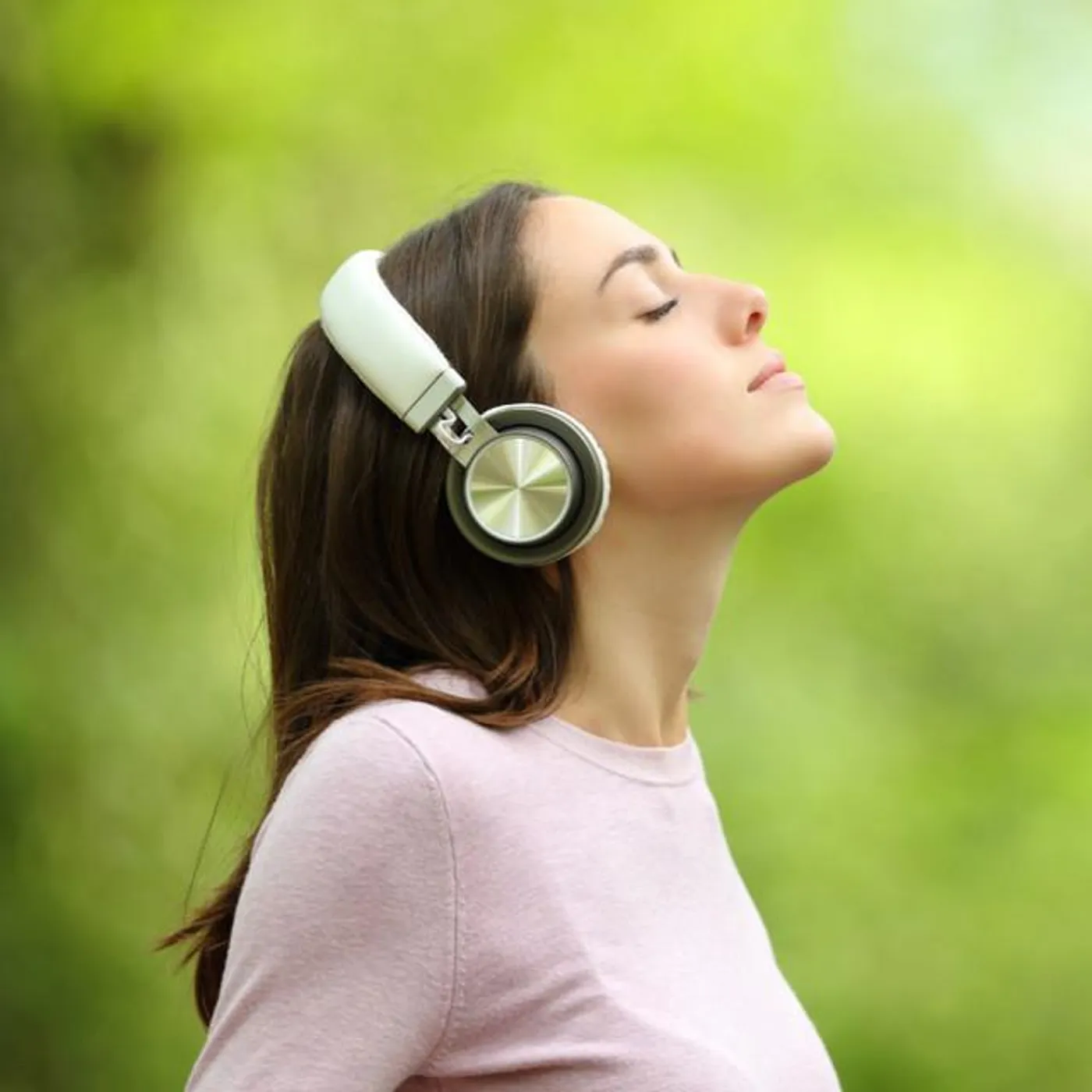 Manifest Now Brand Page