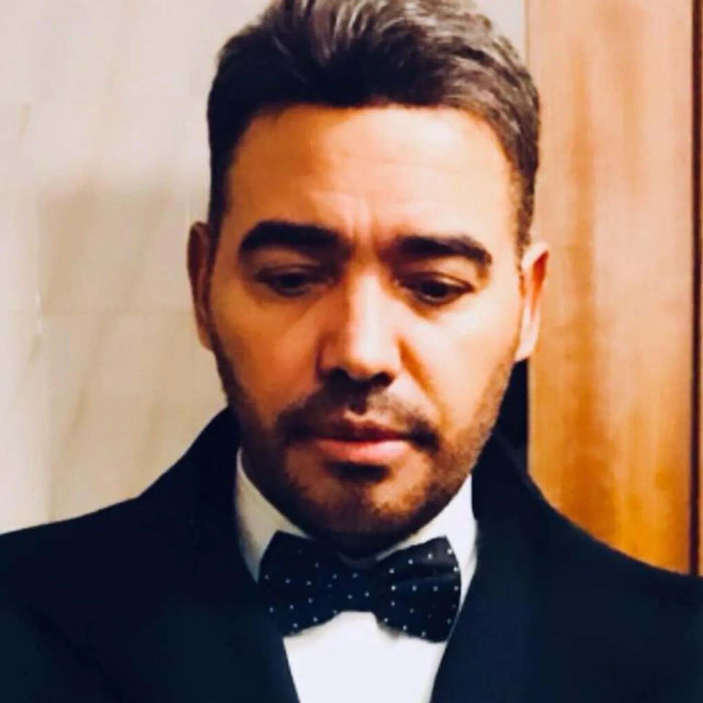 Manolín, El Médico De La Salsa Brand Page