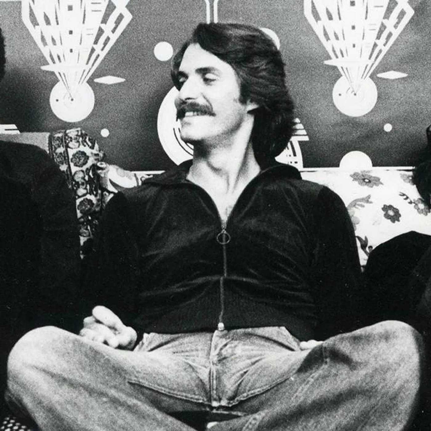 Marcos Resende Brand Page