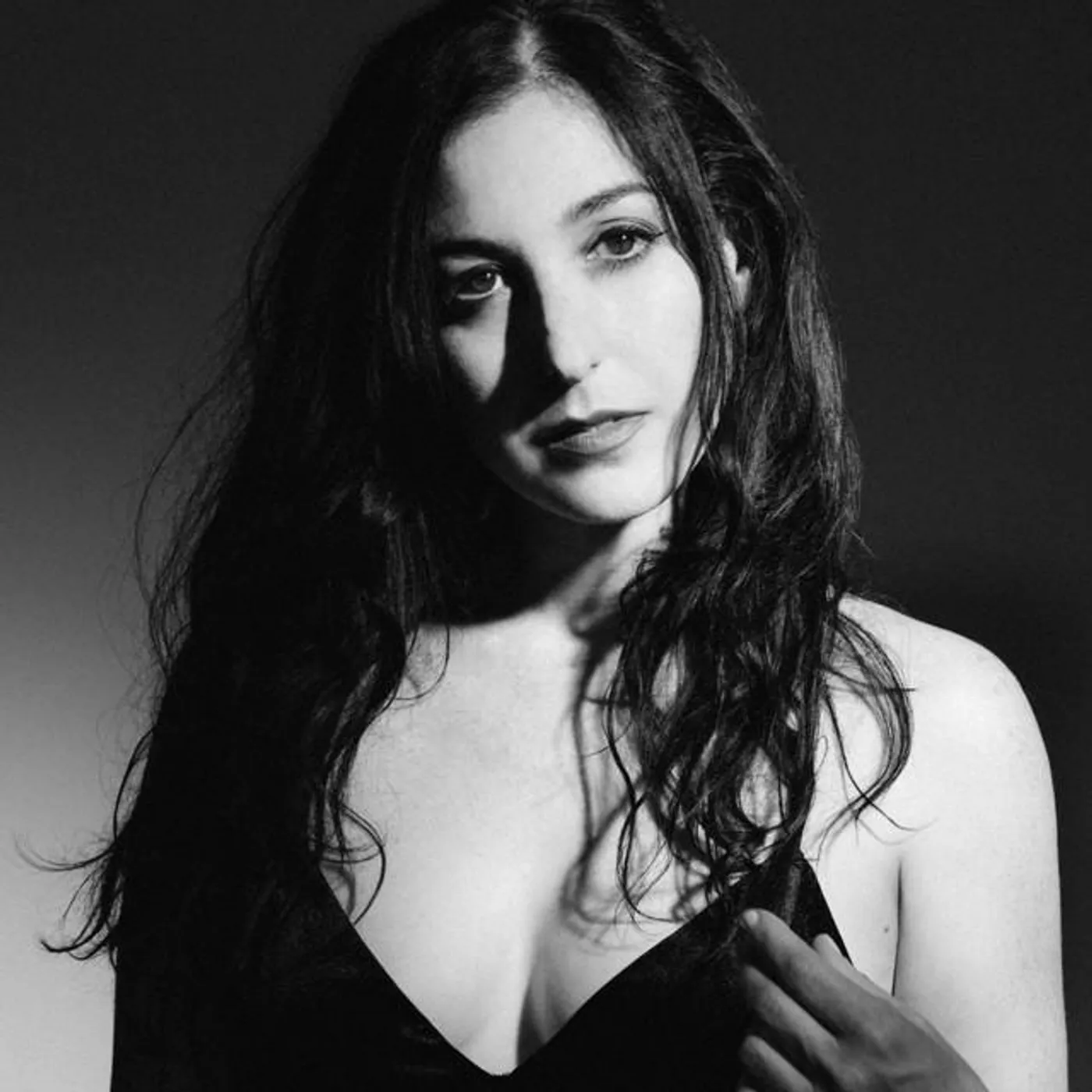 Marissa Nadler Brand Page