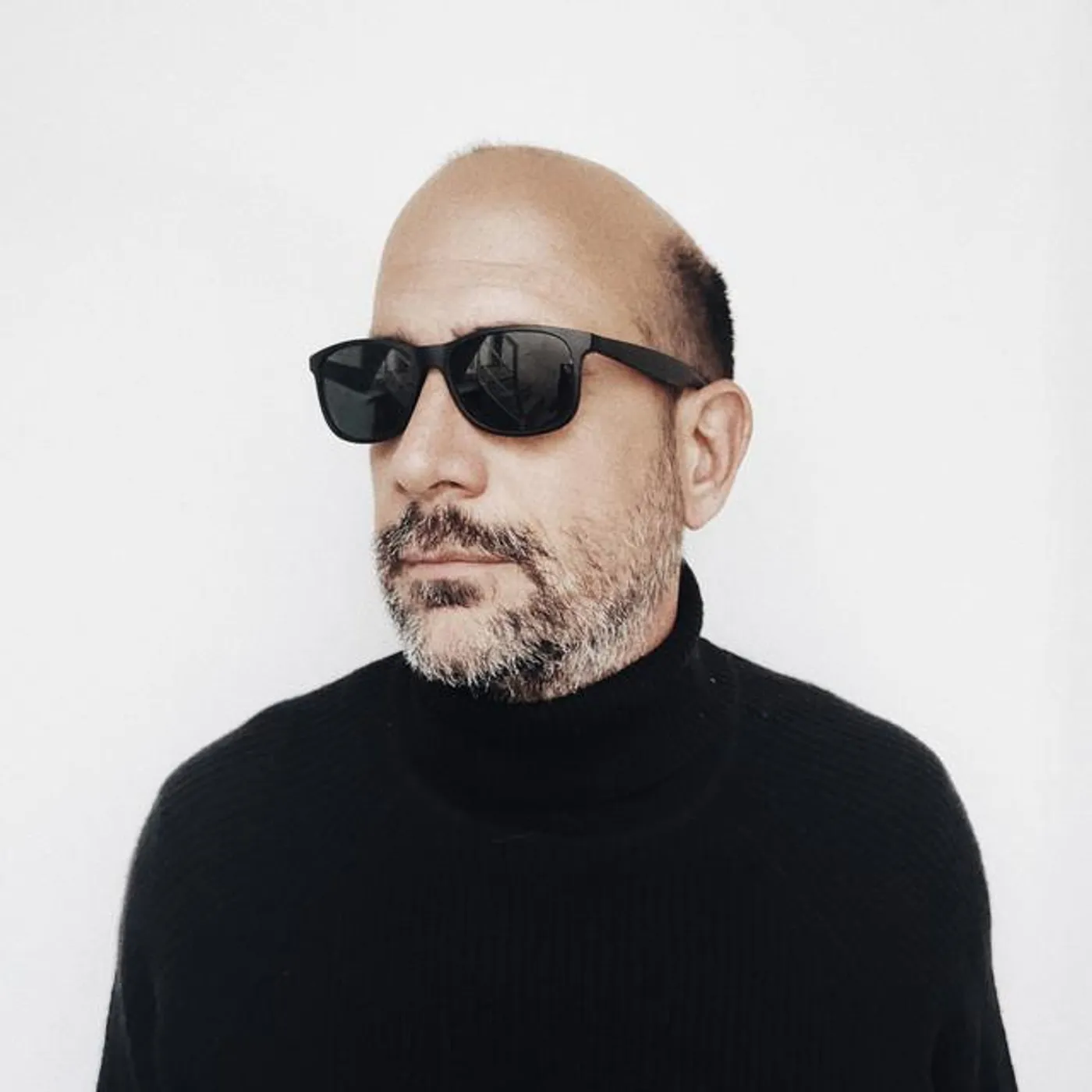 Martín Elizalde Brand Page