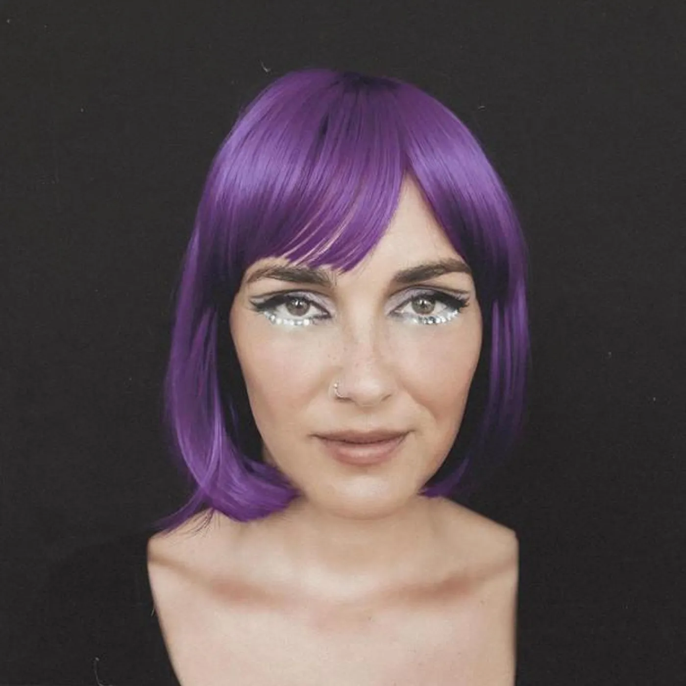 Marta Ren & The Groovelvets Brand Page