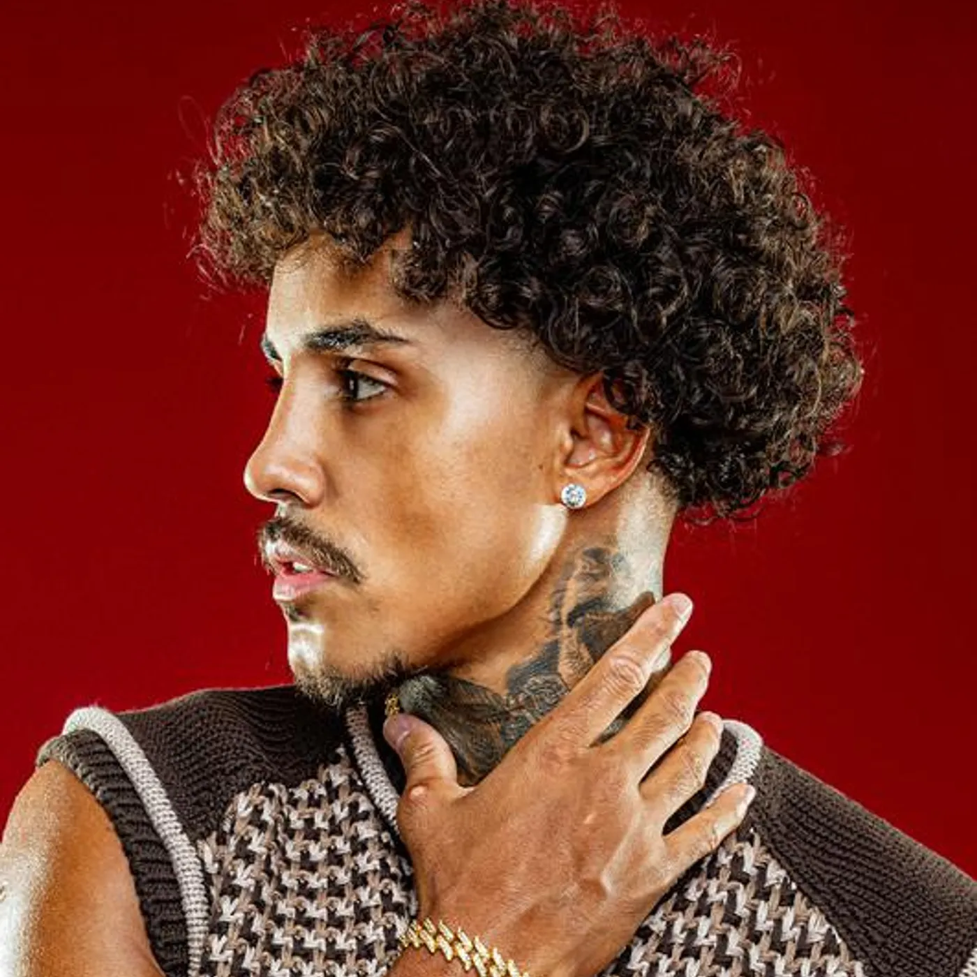 Mc Livinho Brand Page