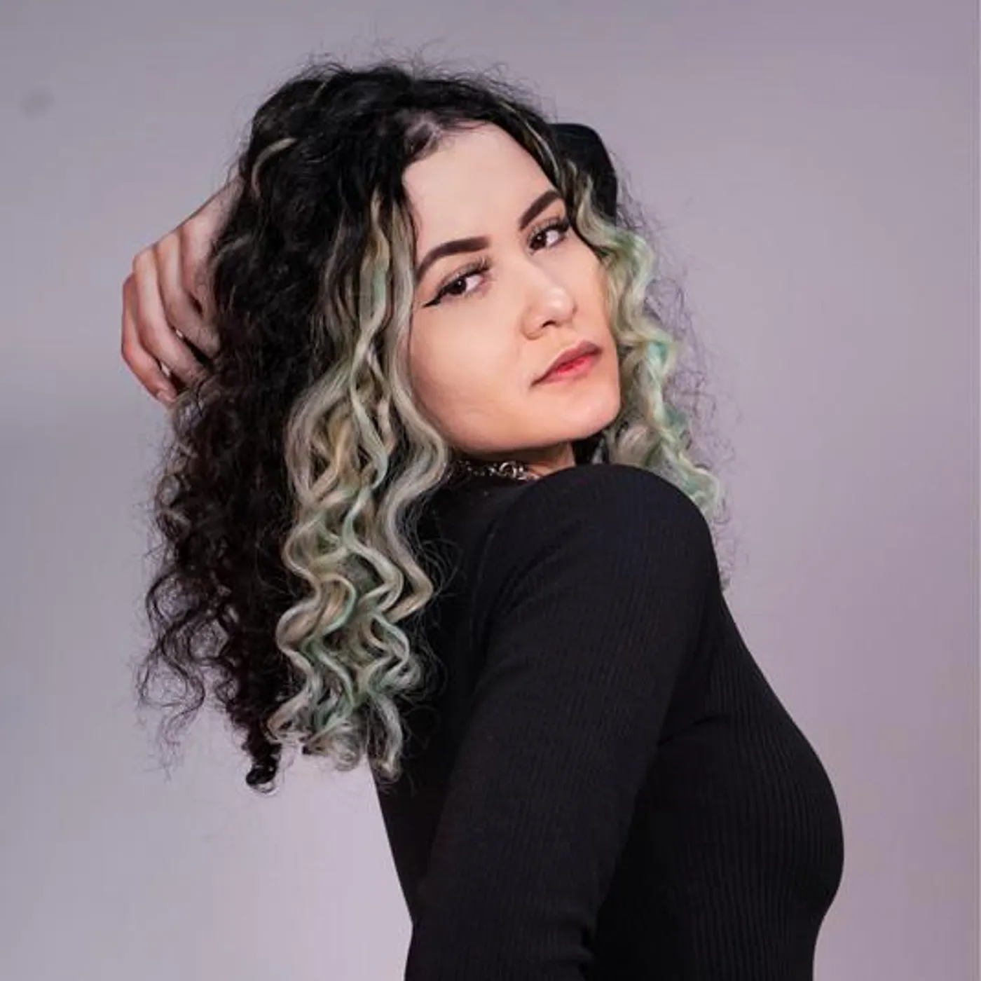 MC NAHARA Brand Page