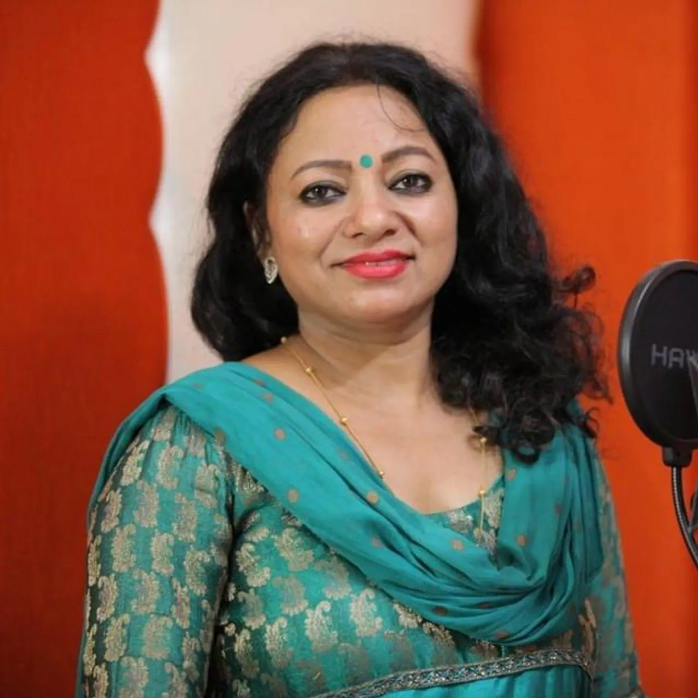 Meena Rana Brand Page