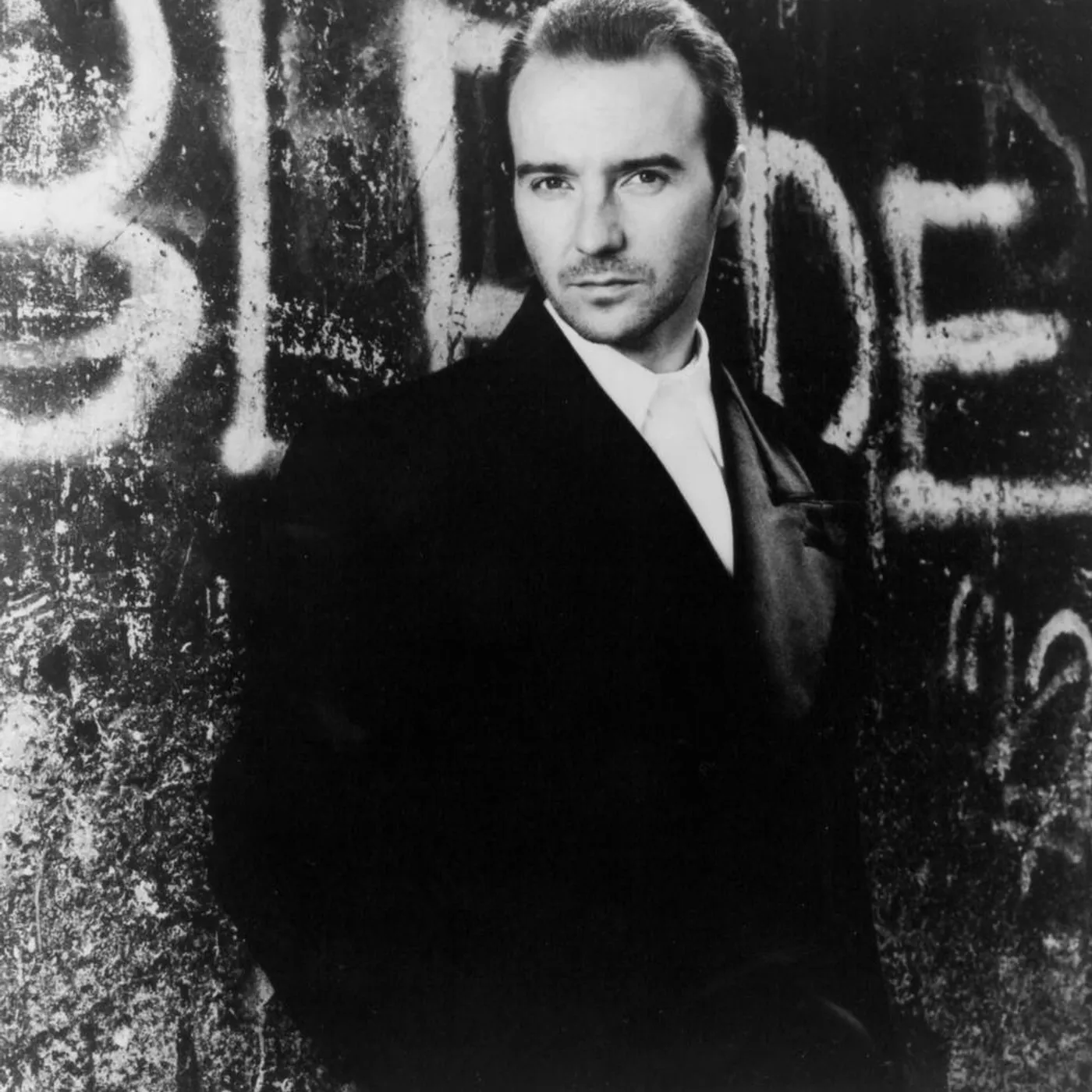 Midge Ure Brand Page