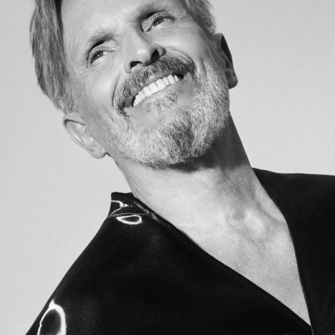 Miguel Bosé Brand Page