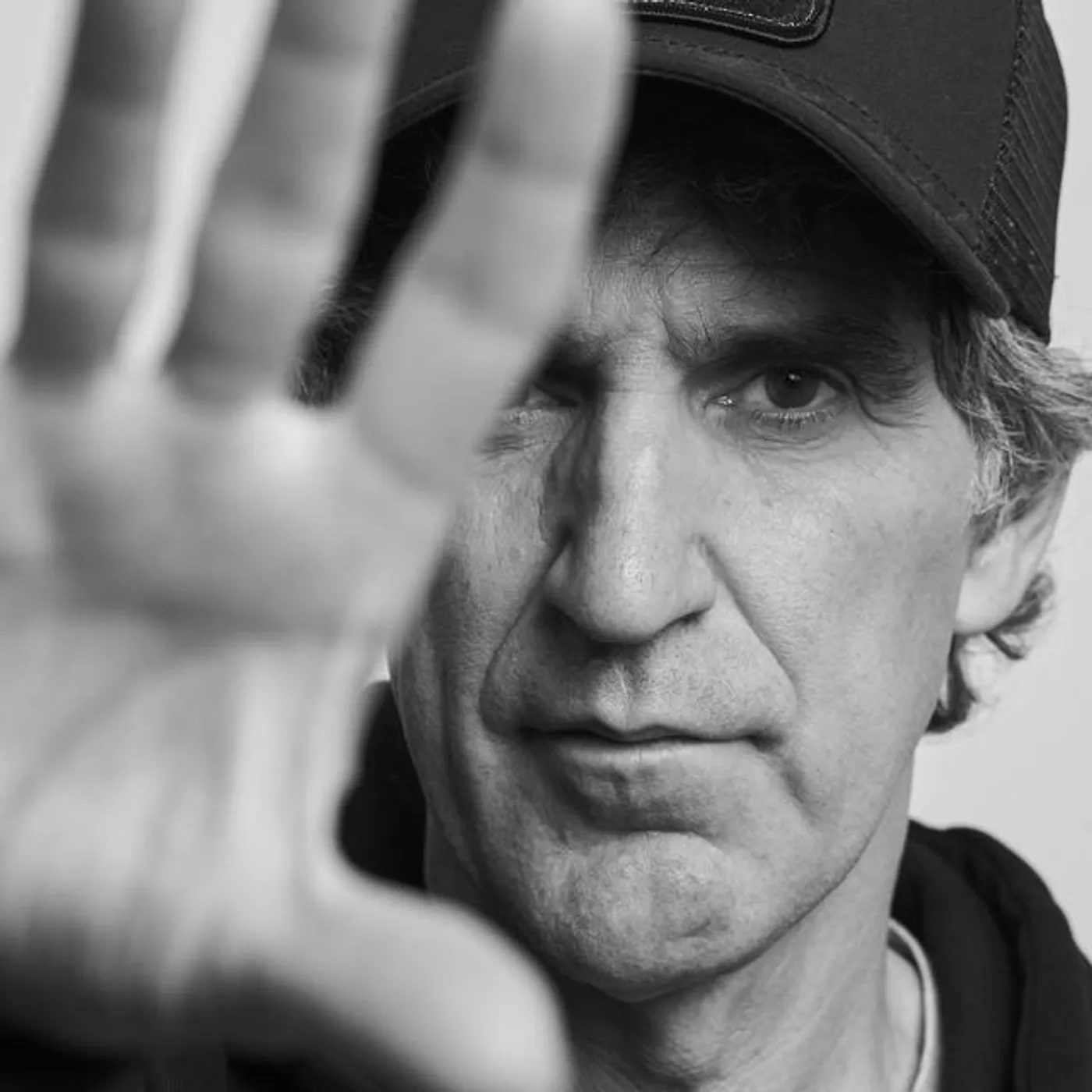 Mikel Erentxun Brand Page