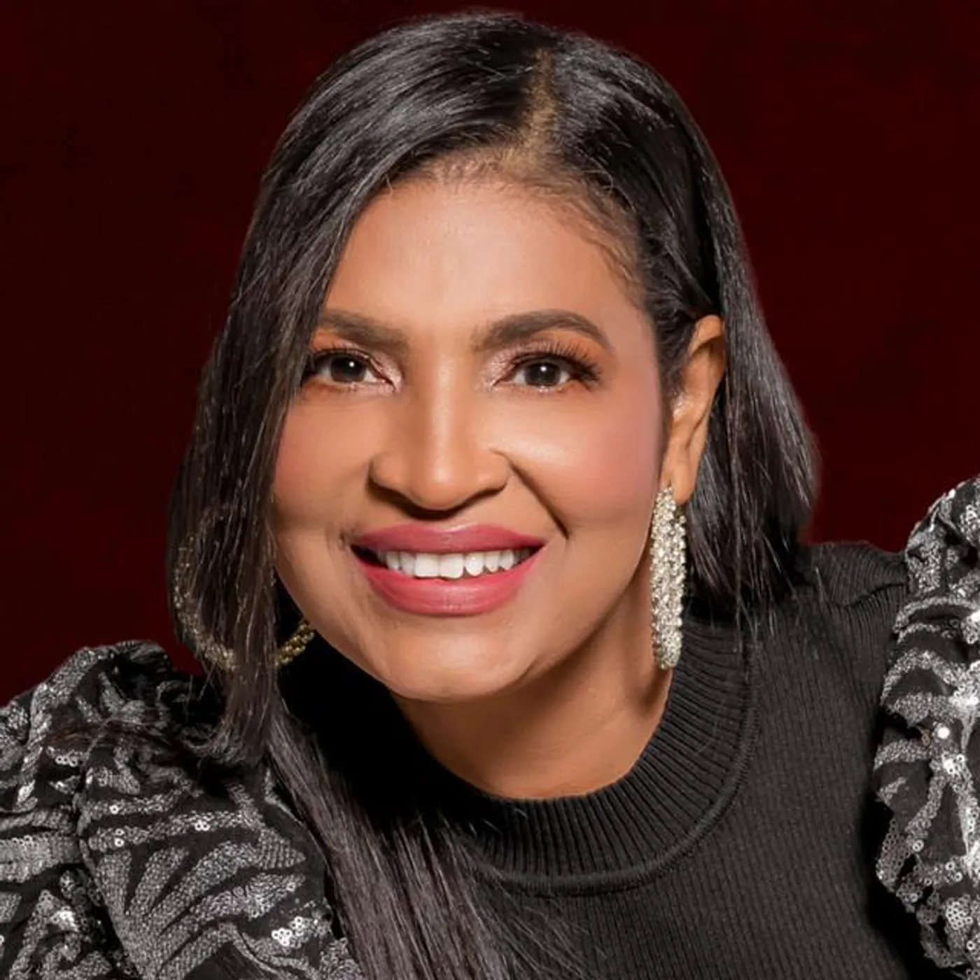 Mimi Ibarra Brand Page