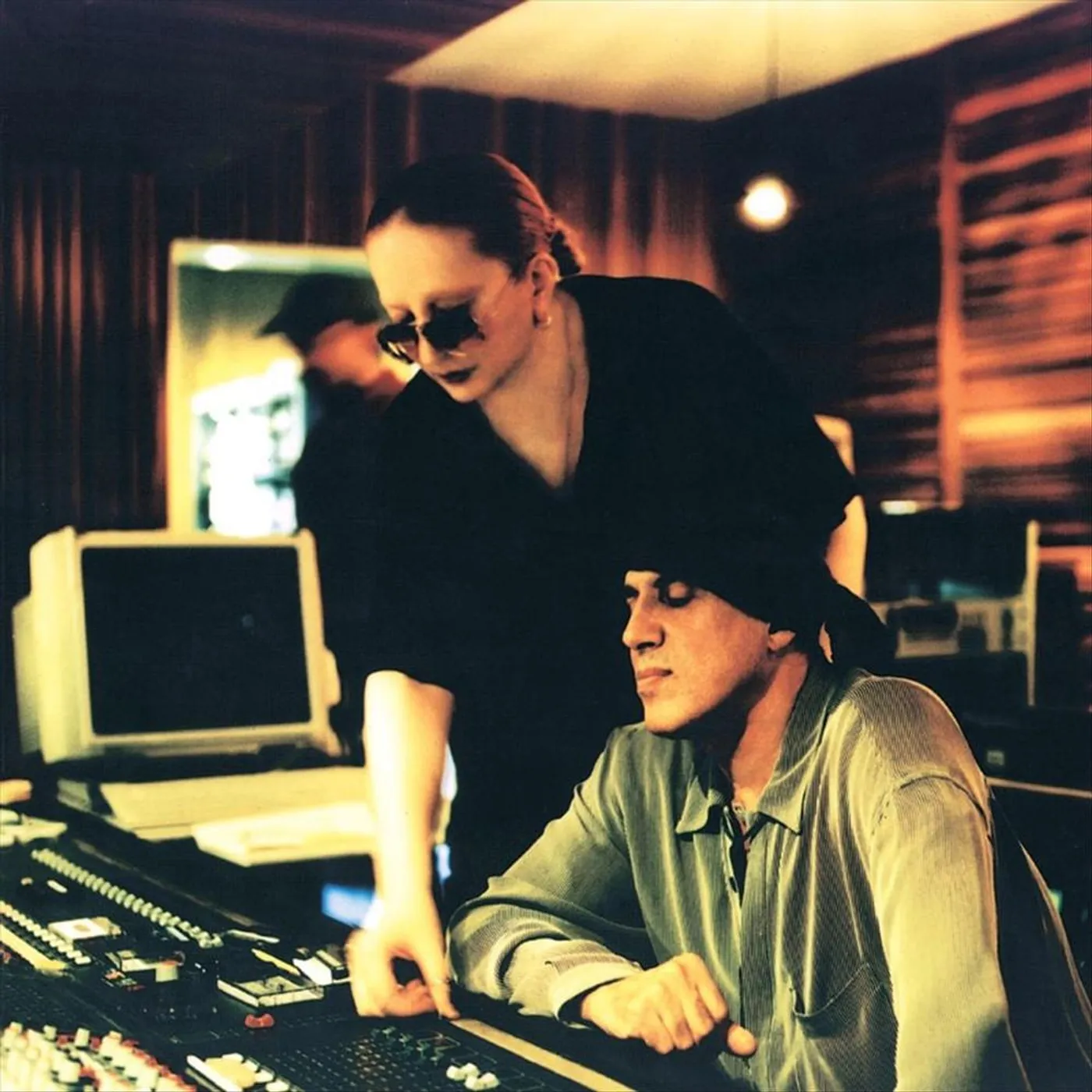 MINACELENTANO Brand Page