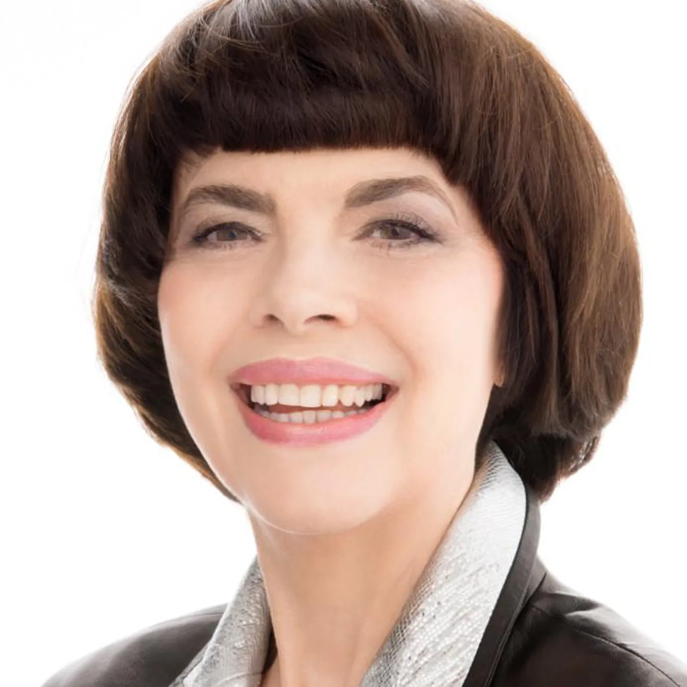 Mireille Mathieu Brand Page