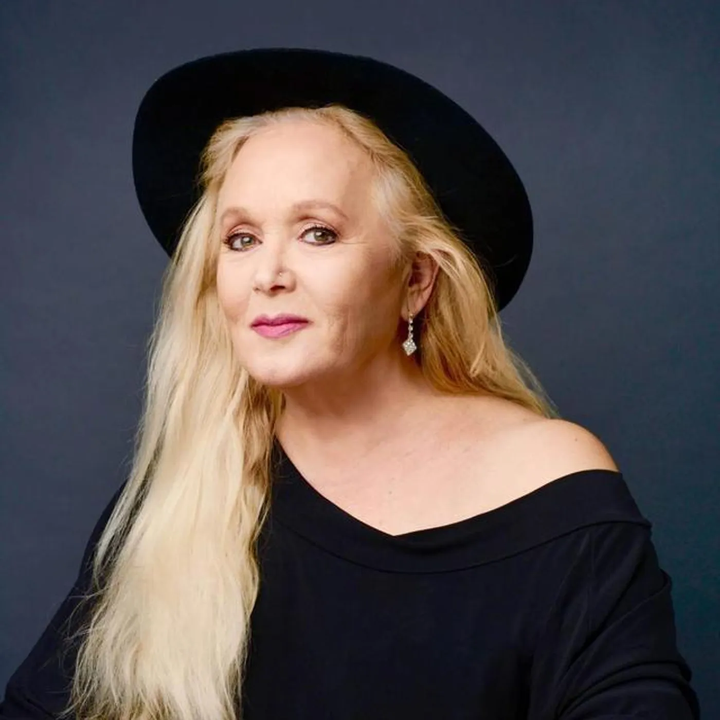 Miri Aloni Brand Page