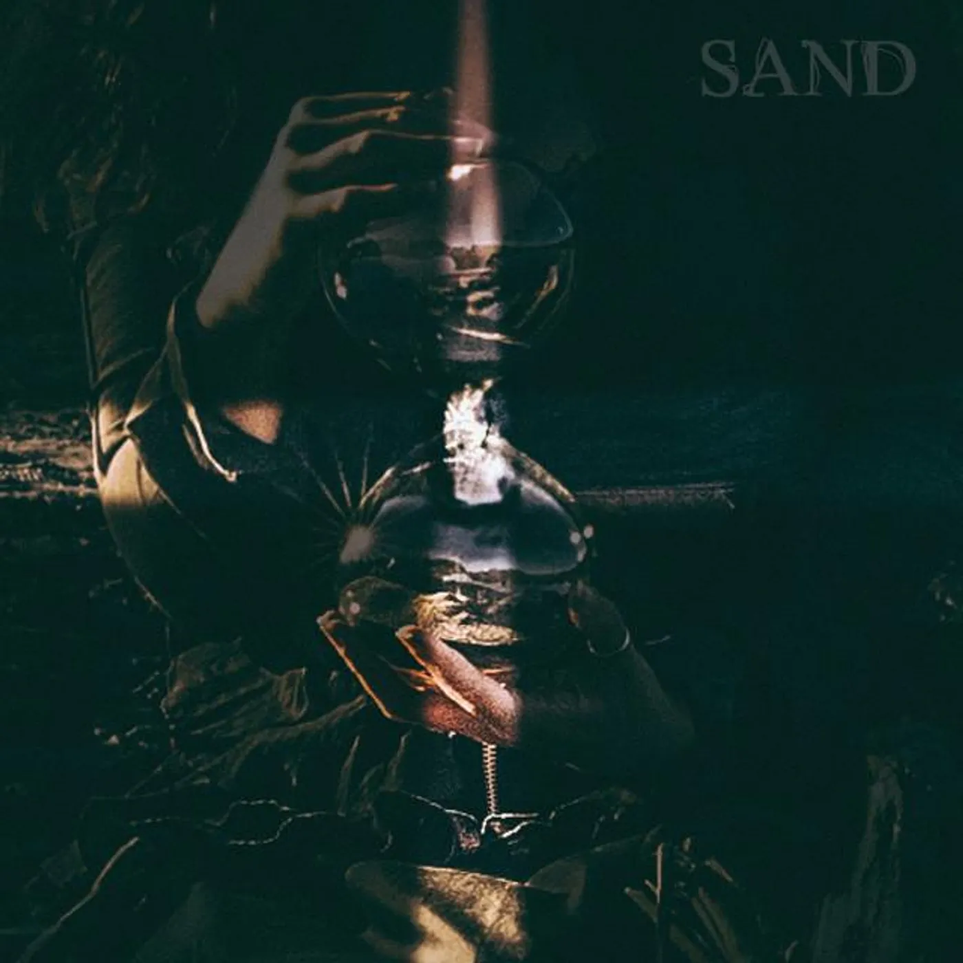 Miss Peach and The Travellin Bones