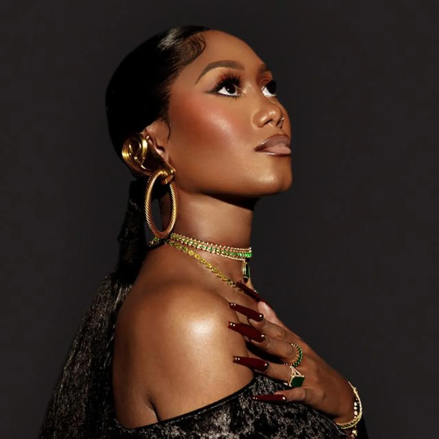 Muni Long Brand Page