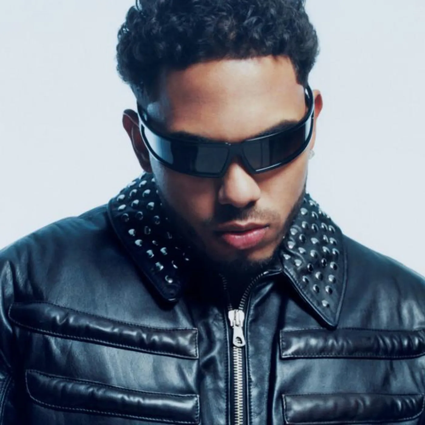 Myke Towers Brand Page