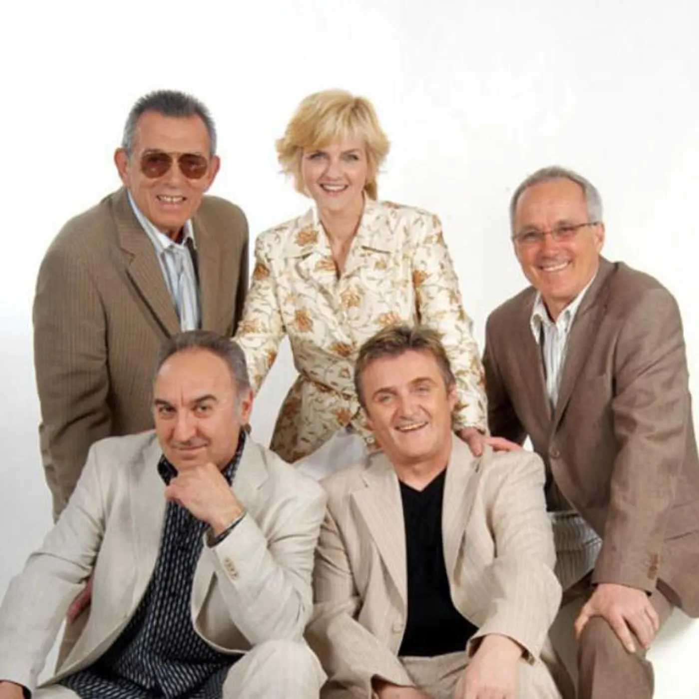 Novi Fosili Brand Page