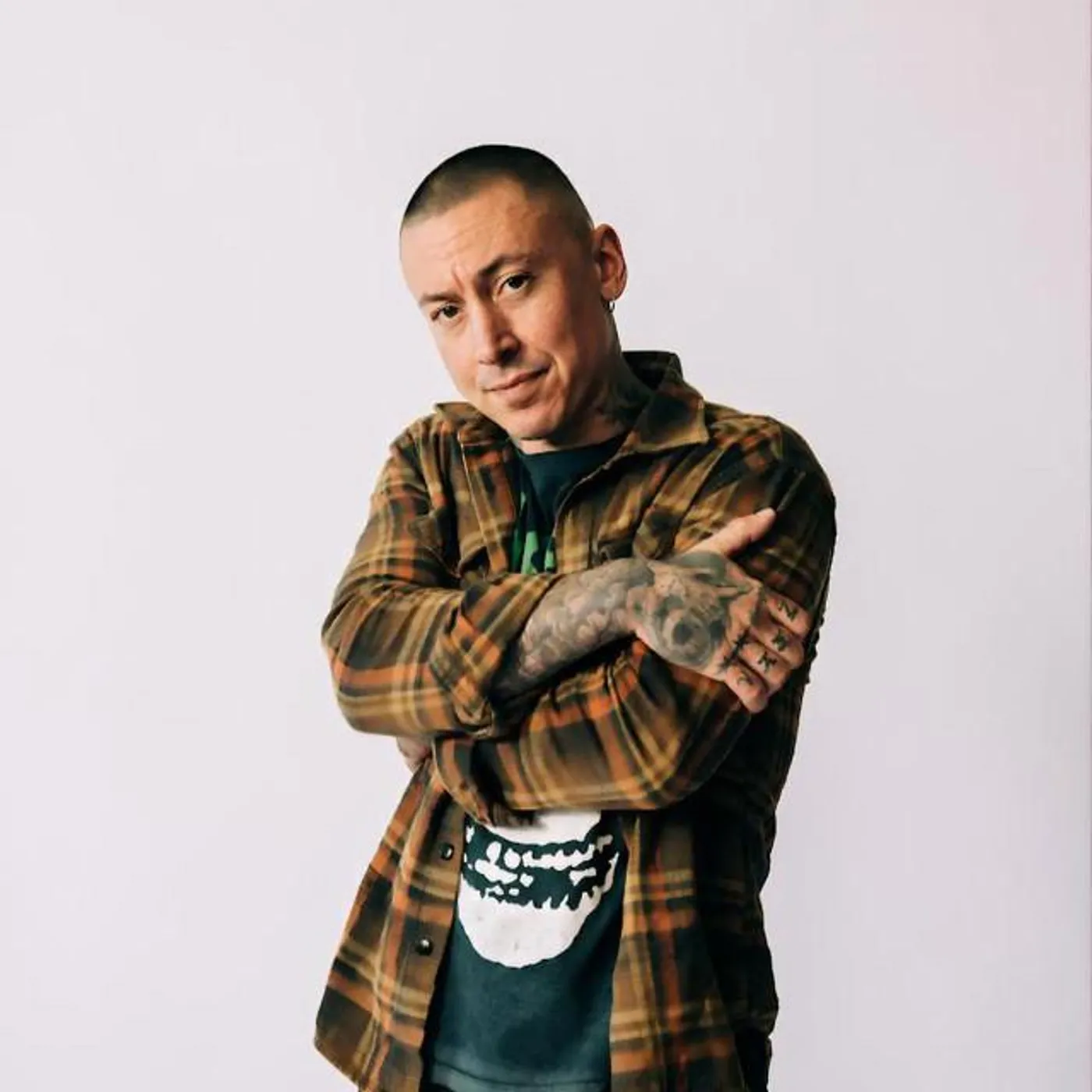 Noah Gundersen Brand Page