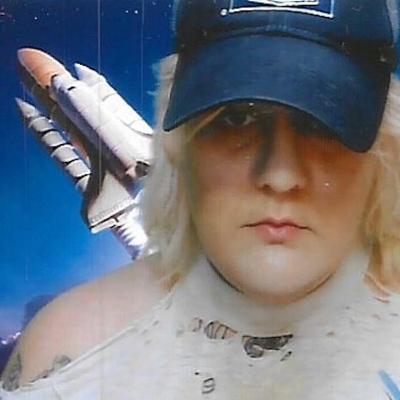 Safia Nolin Brand Page