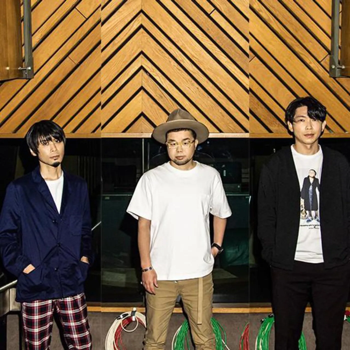 NONA REEVES Brand Page