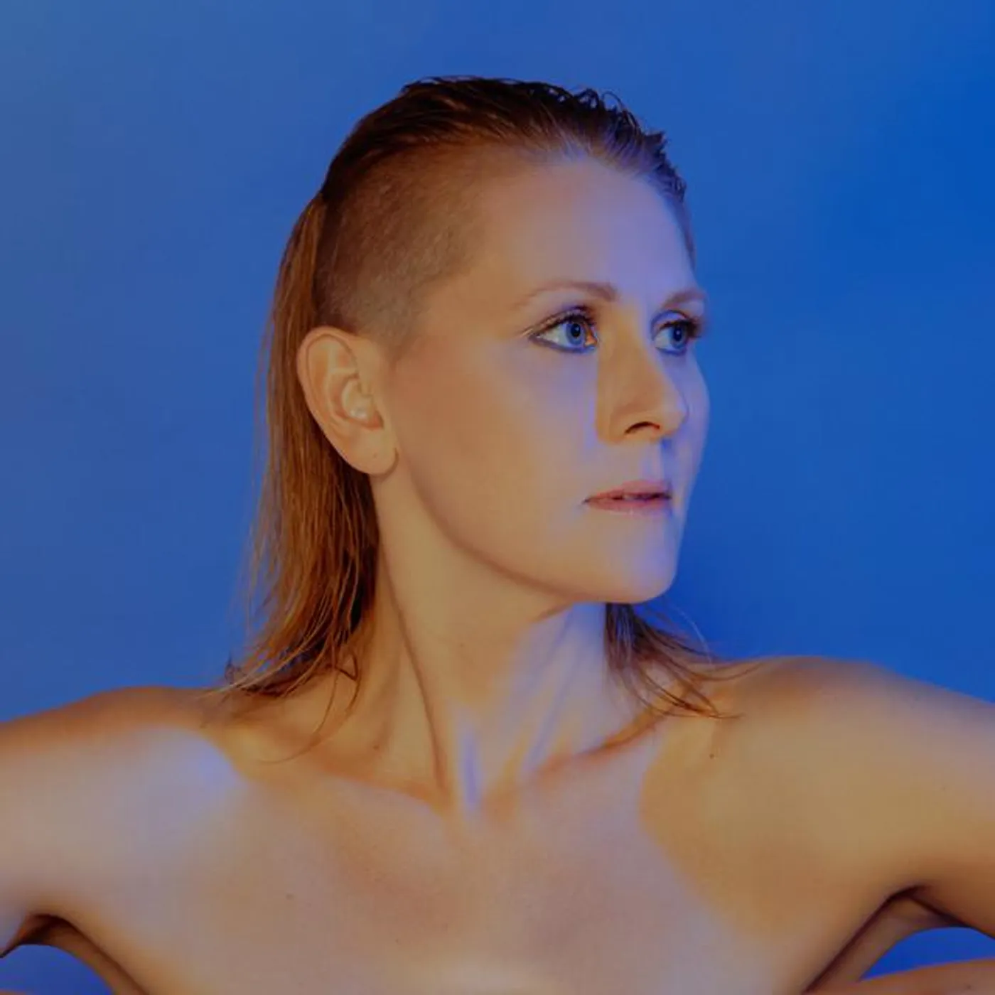 Nora Jane Struthers Brand Page