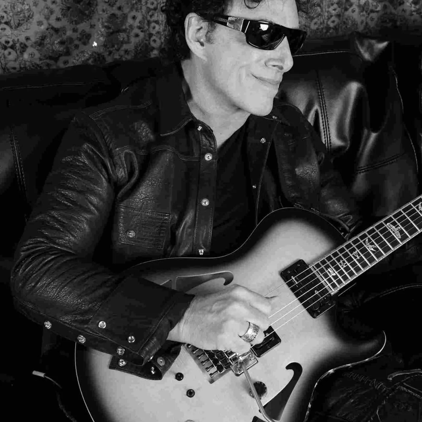 Neal Schon Brand Page
