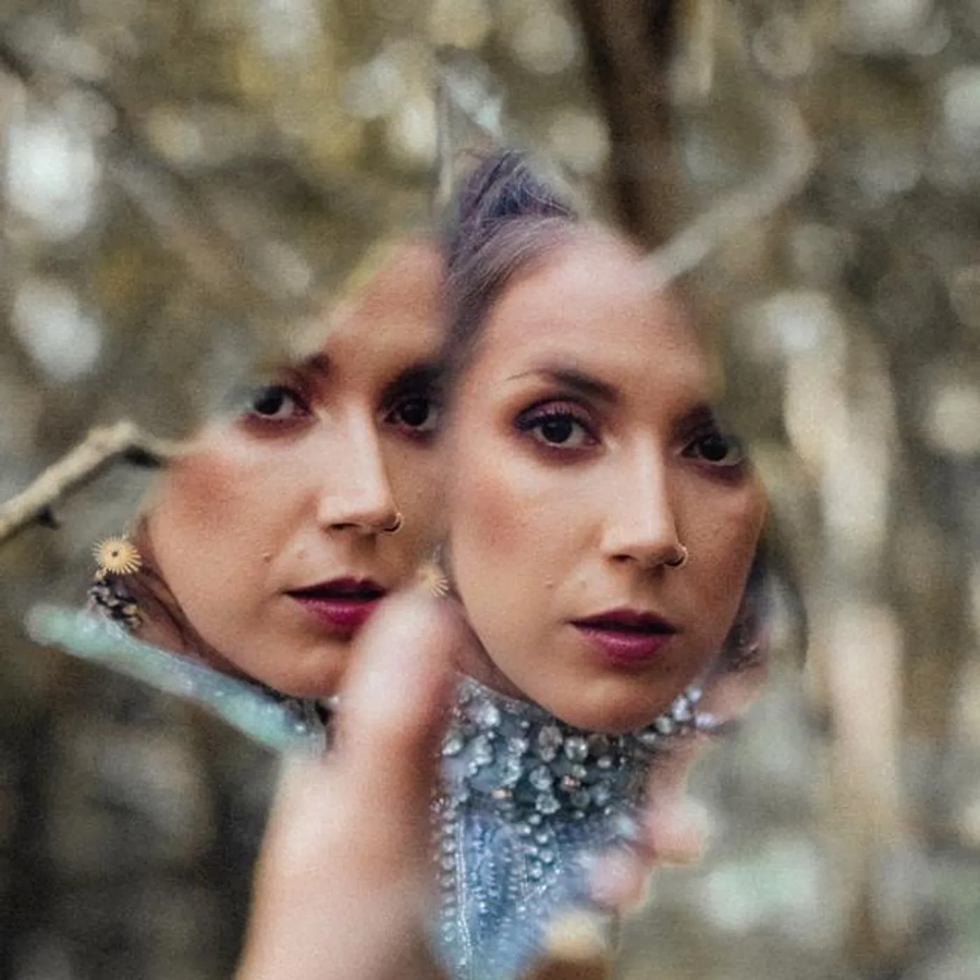 Nessi Gomes Brand Page