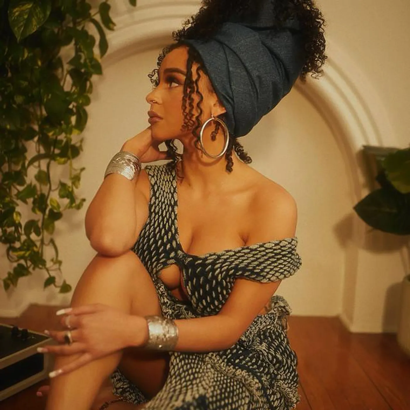 Nia Sultana Brand Page