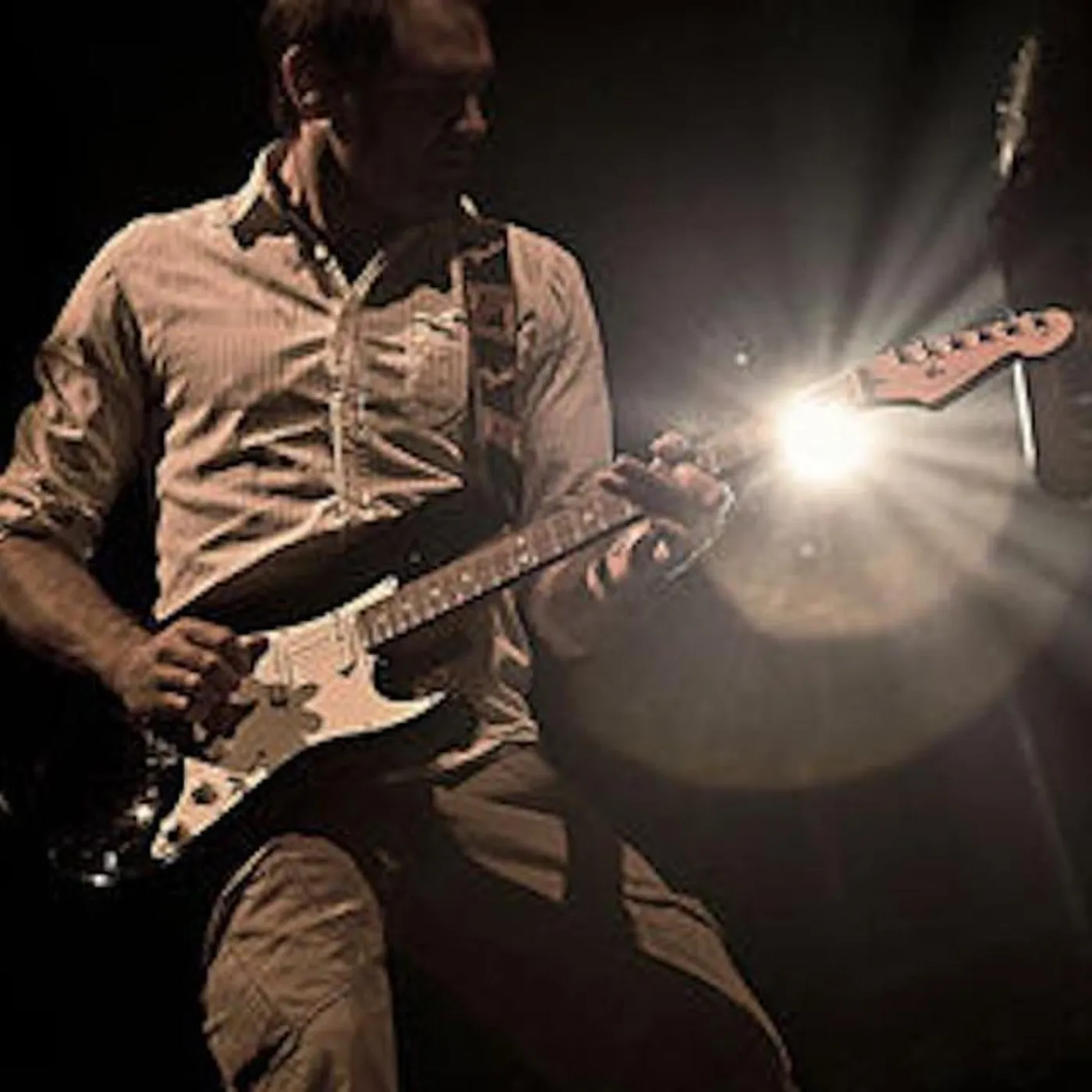 Nik Ammar Brand Page