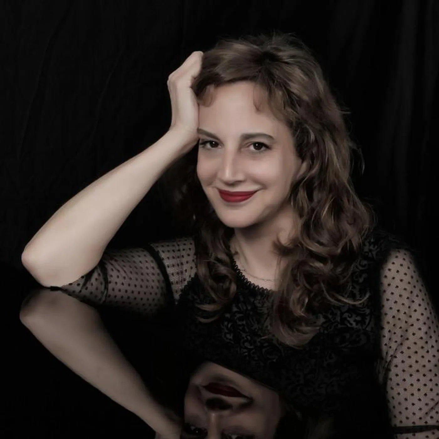 Nilüfer Verdi Brand Page