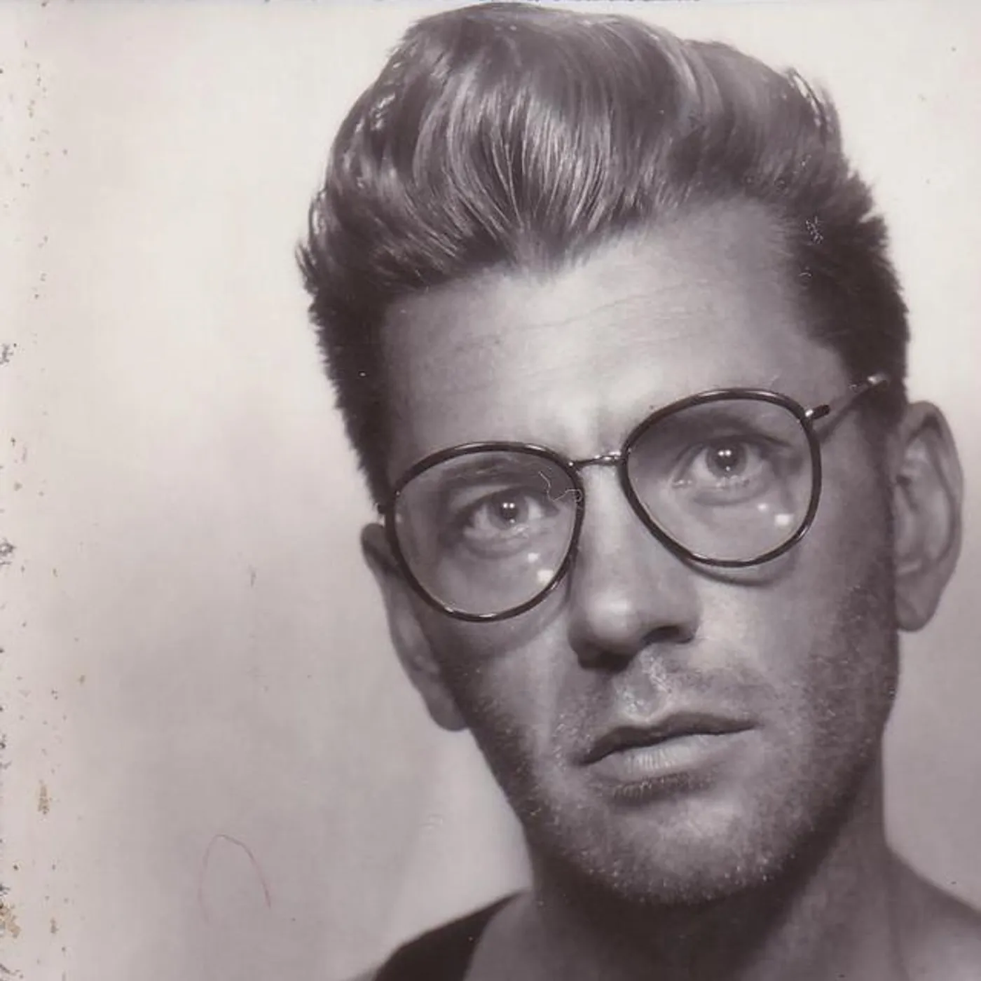 Örvar Smárason Brand Page