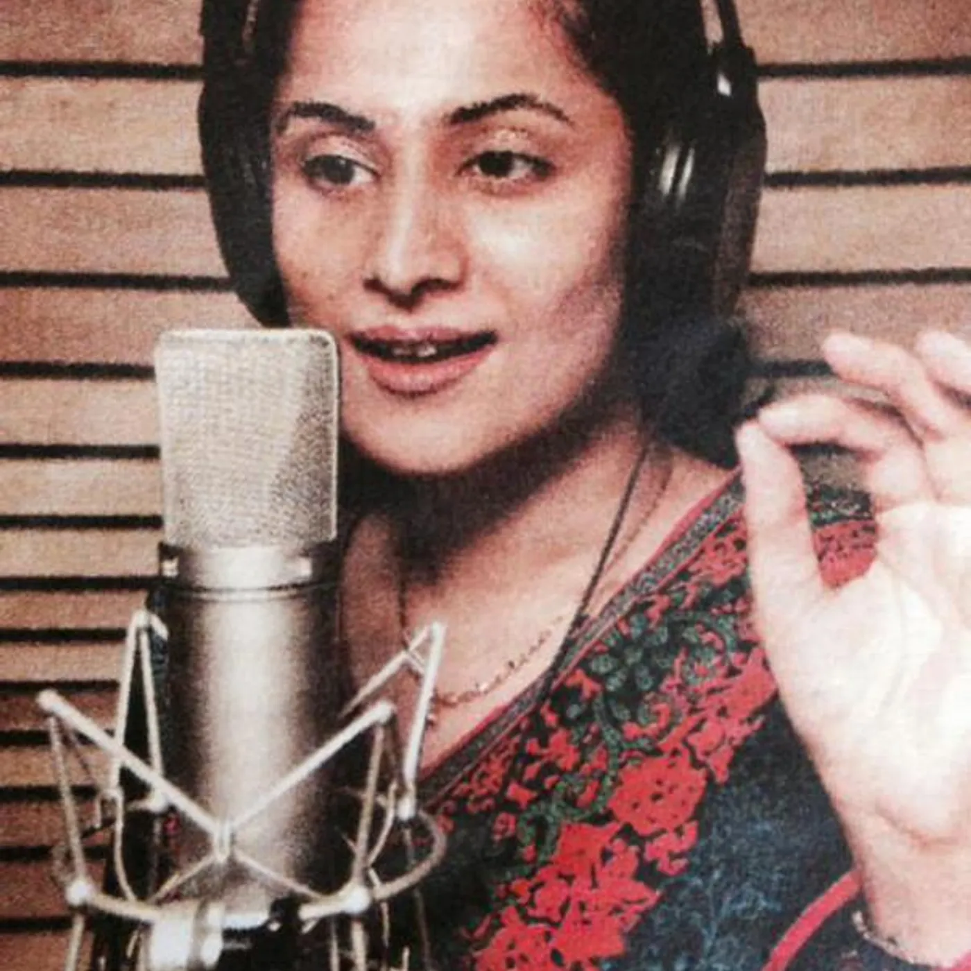 Sneha Pant Brand Page