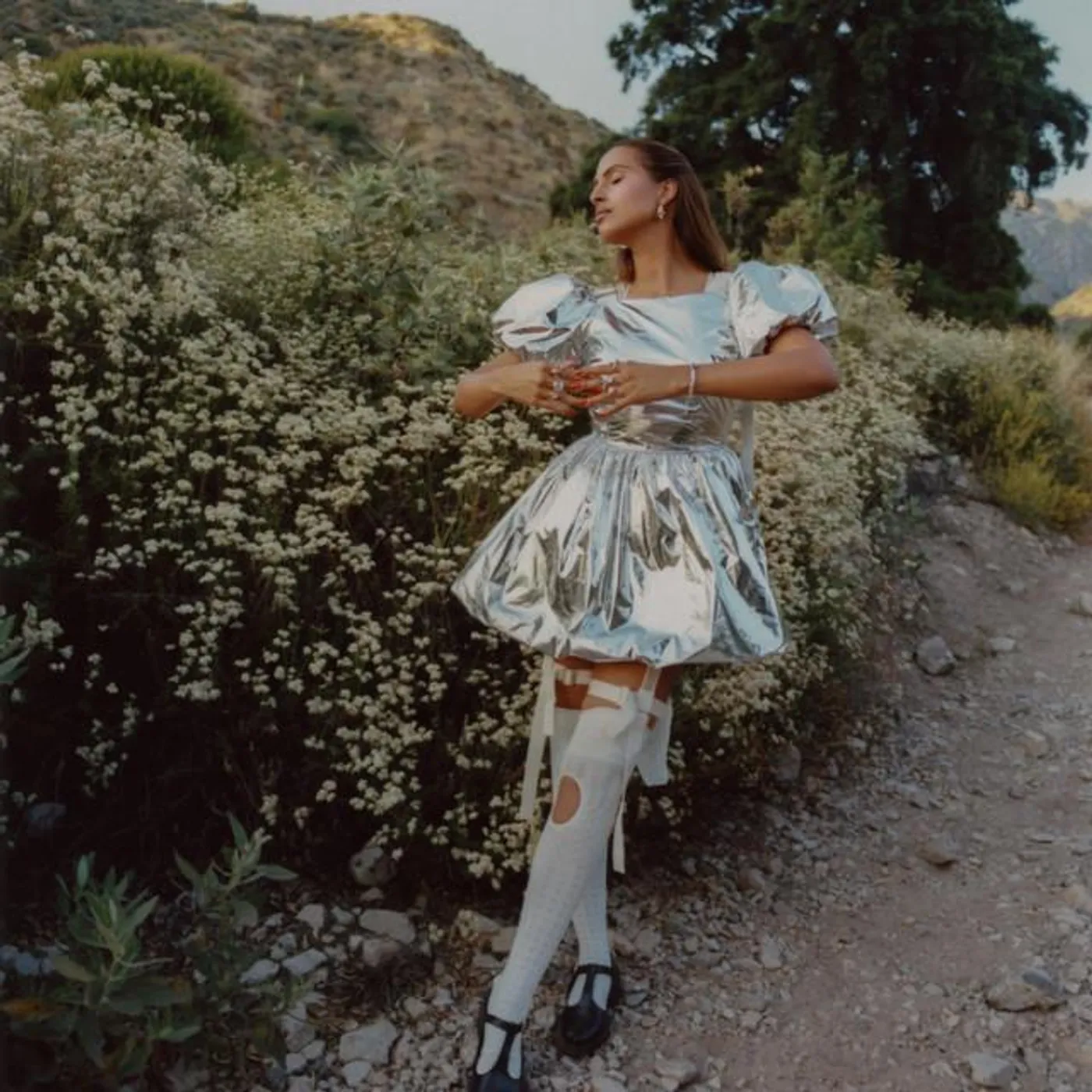 Snoh Aalegra Brand Page