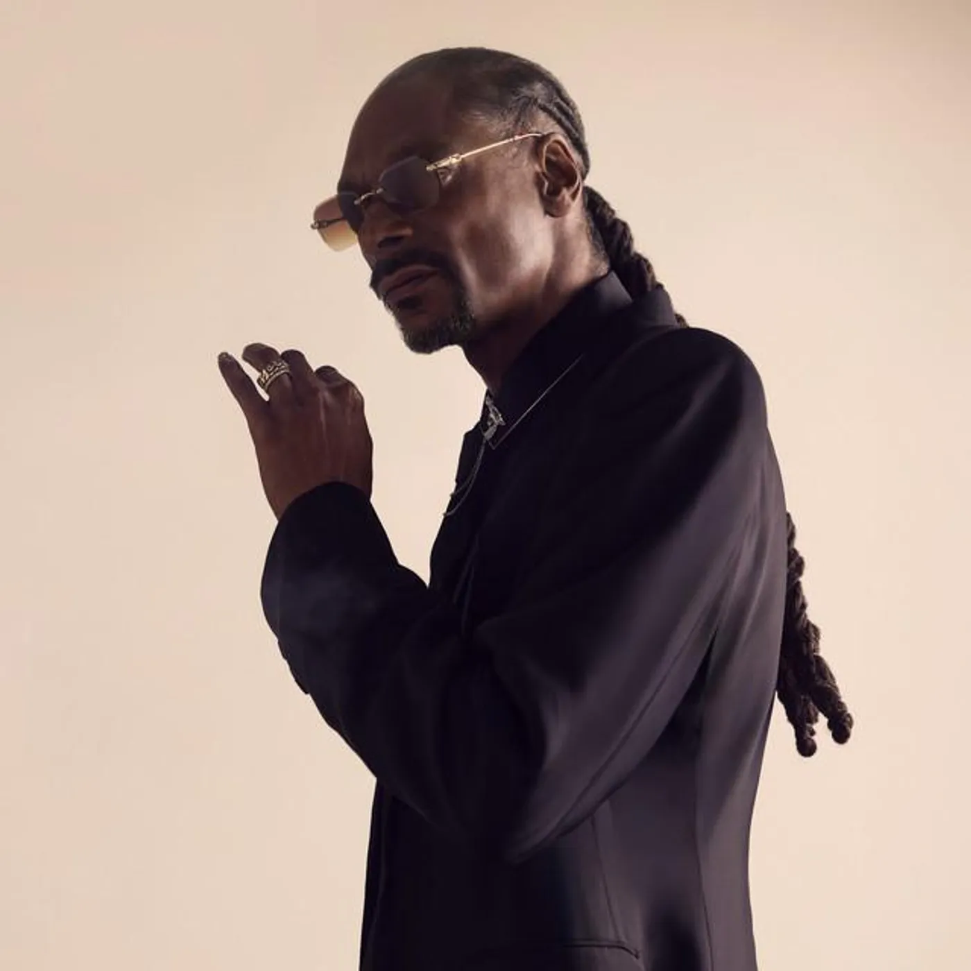 Snoop Dogg Brand Page