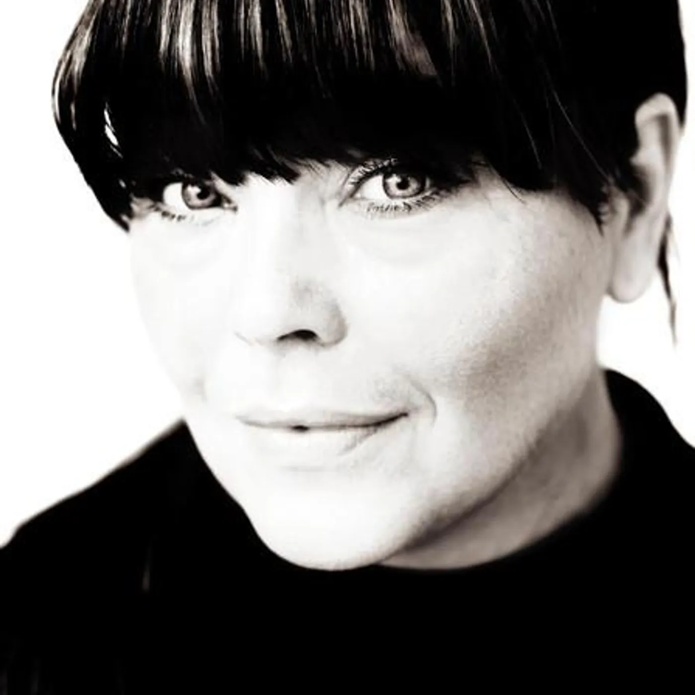 Solveig Slettahjell Brand Page