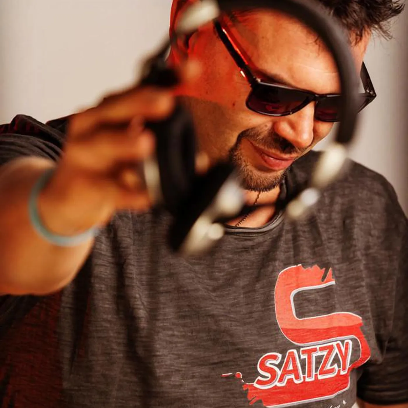 Satzy (Man of the Alps) Brand Page