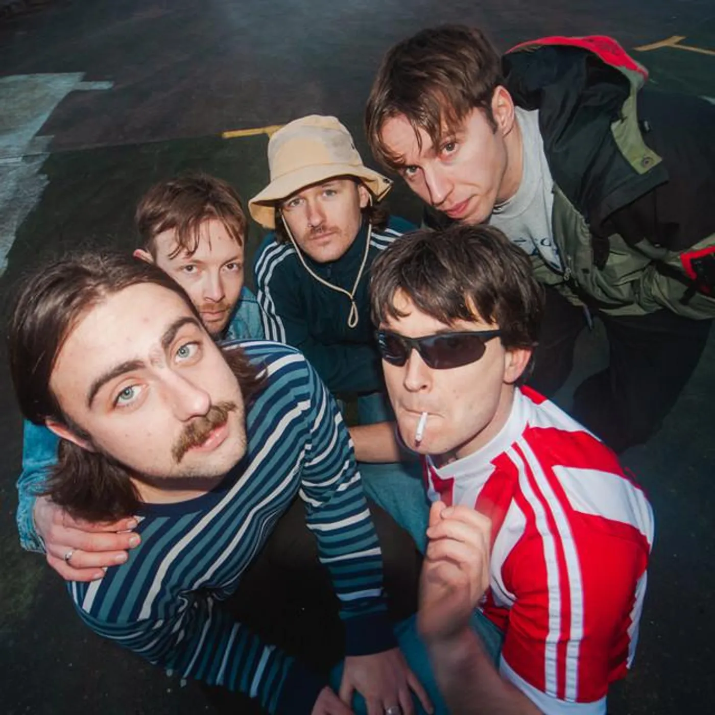 Saloon Dion Brand Page