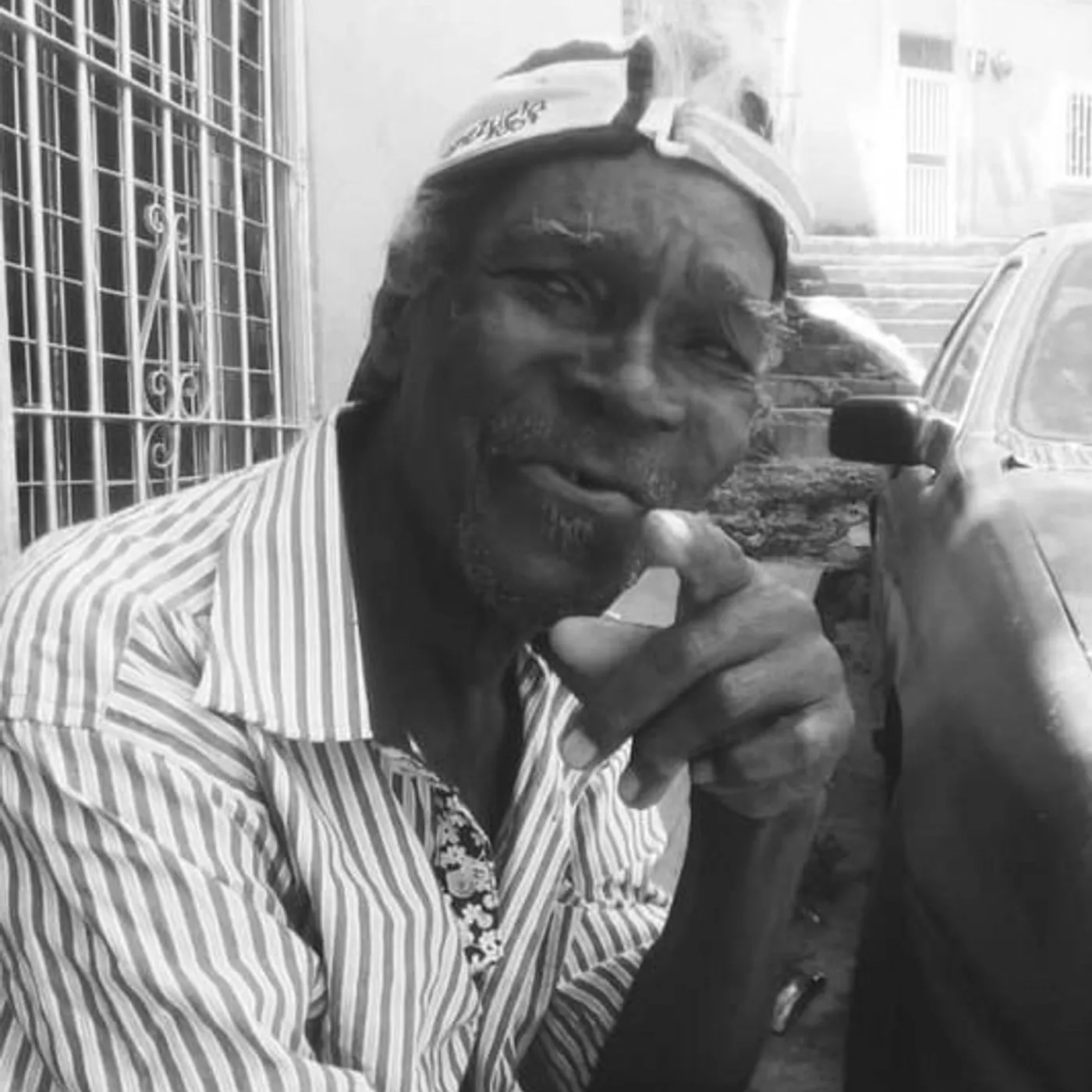 Salsa Suprema Brand Page