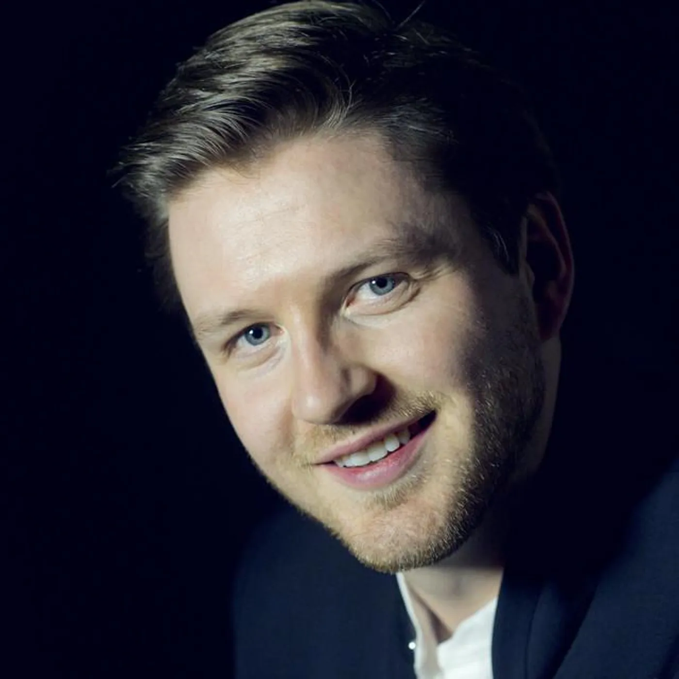 Samuel Hasselhorn Brand Page