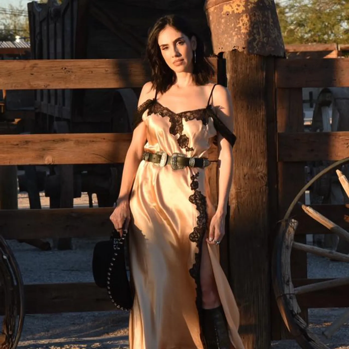 Sandra Echeverria Brand Page