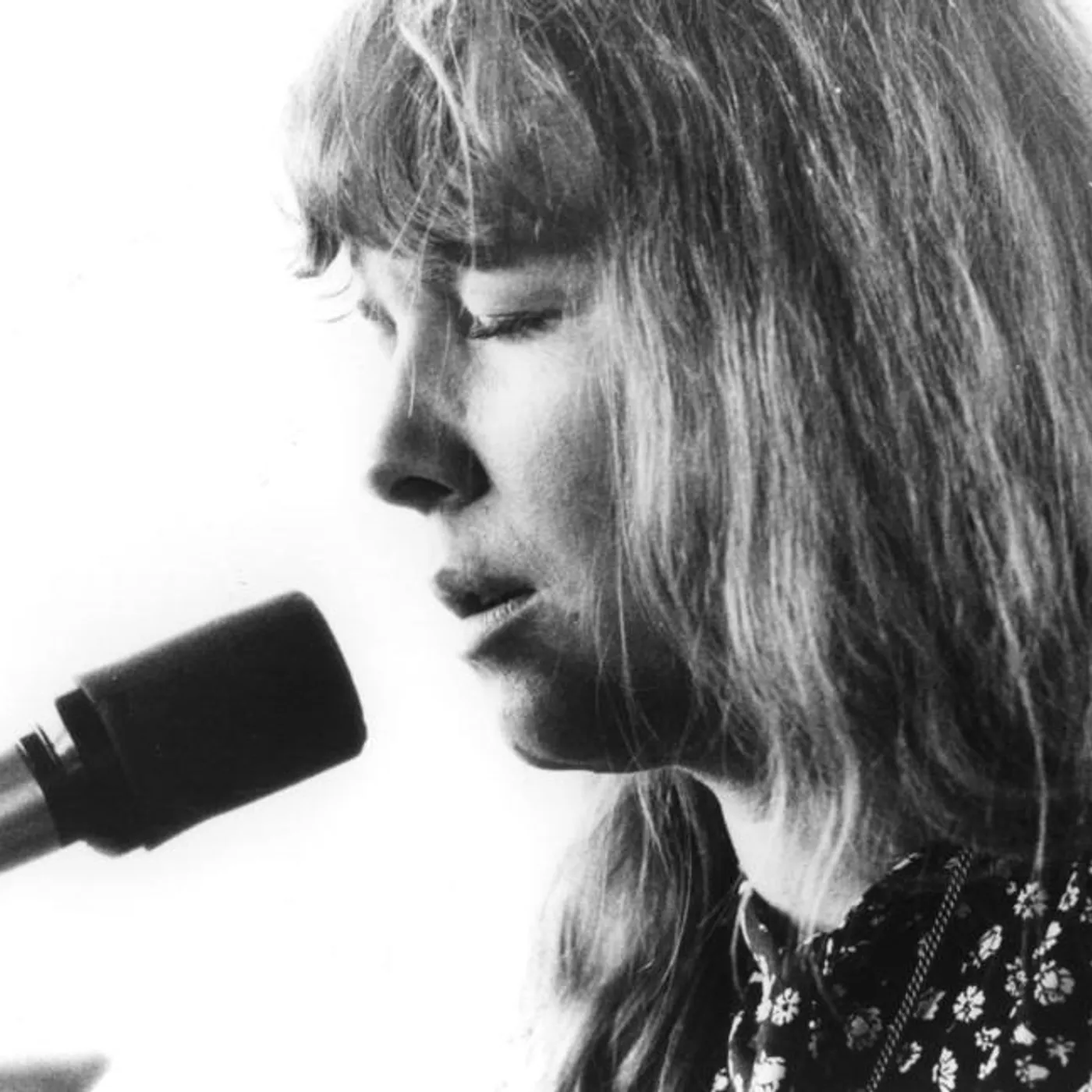 Sandy Denny Brand Page
