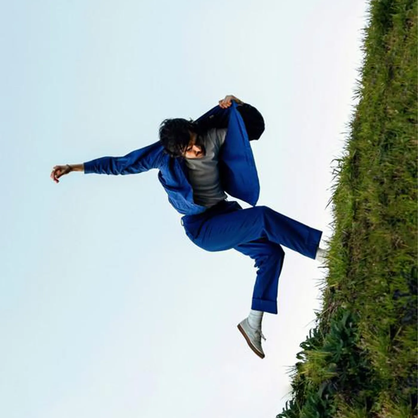 Santi Araújo Brand Page