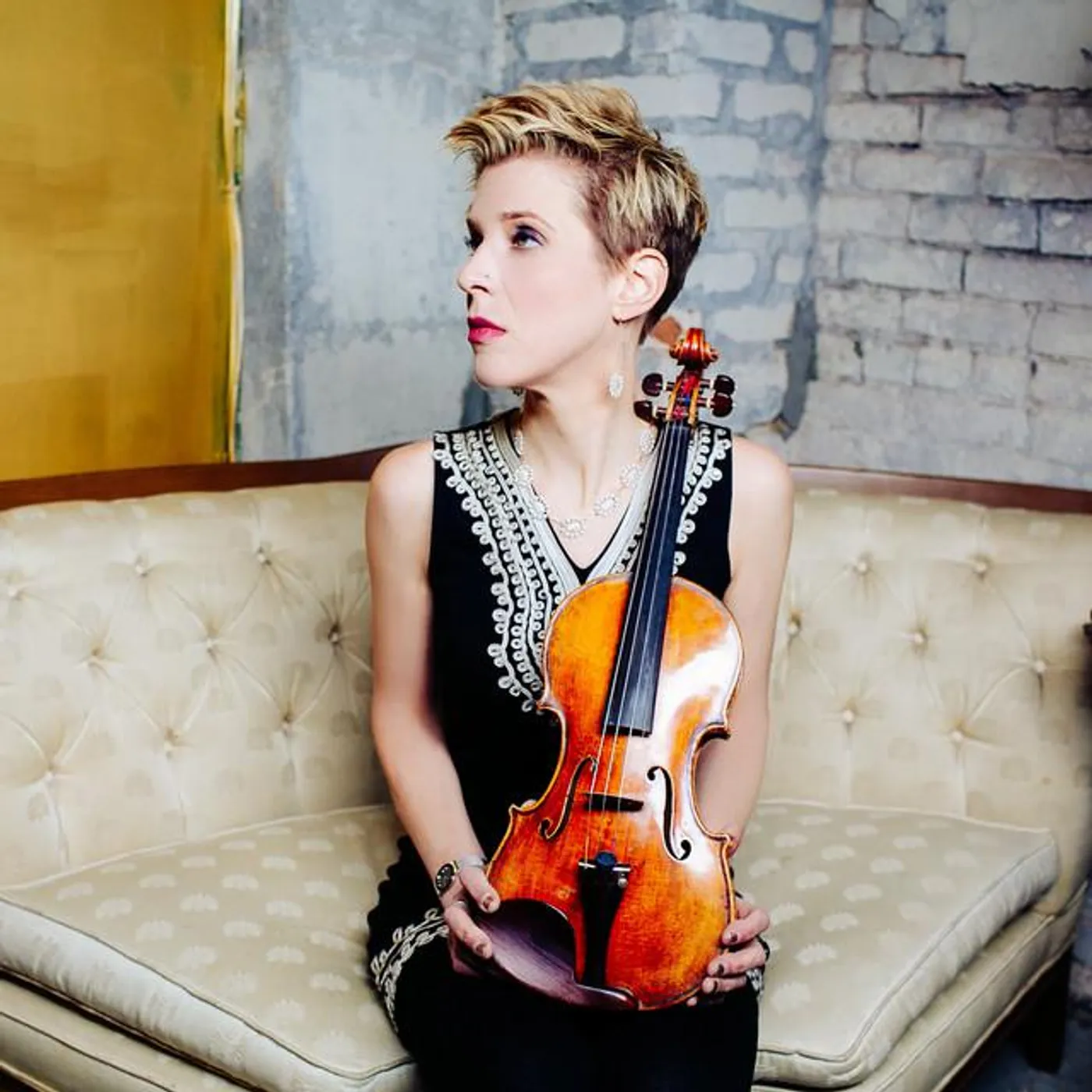 Sara Caswell Brand Page