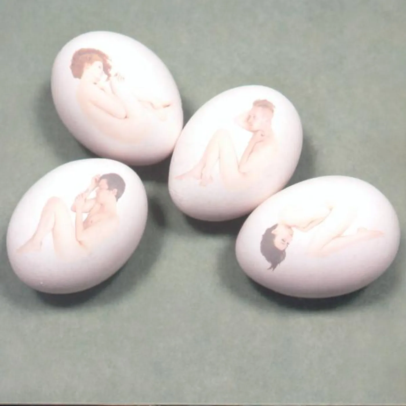 Schneeweiss & Rosenrot Brand Page