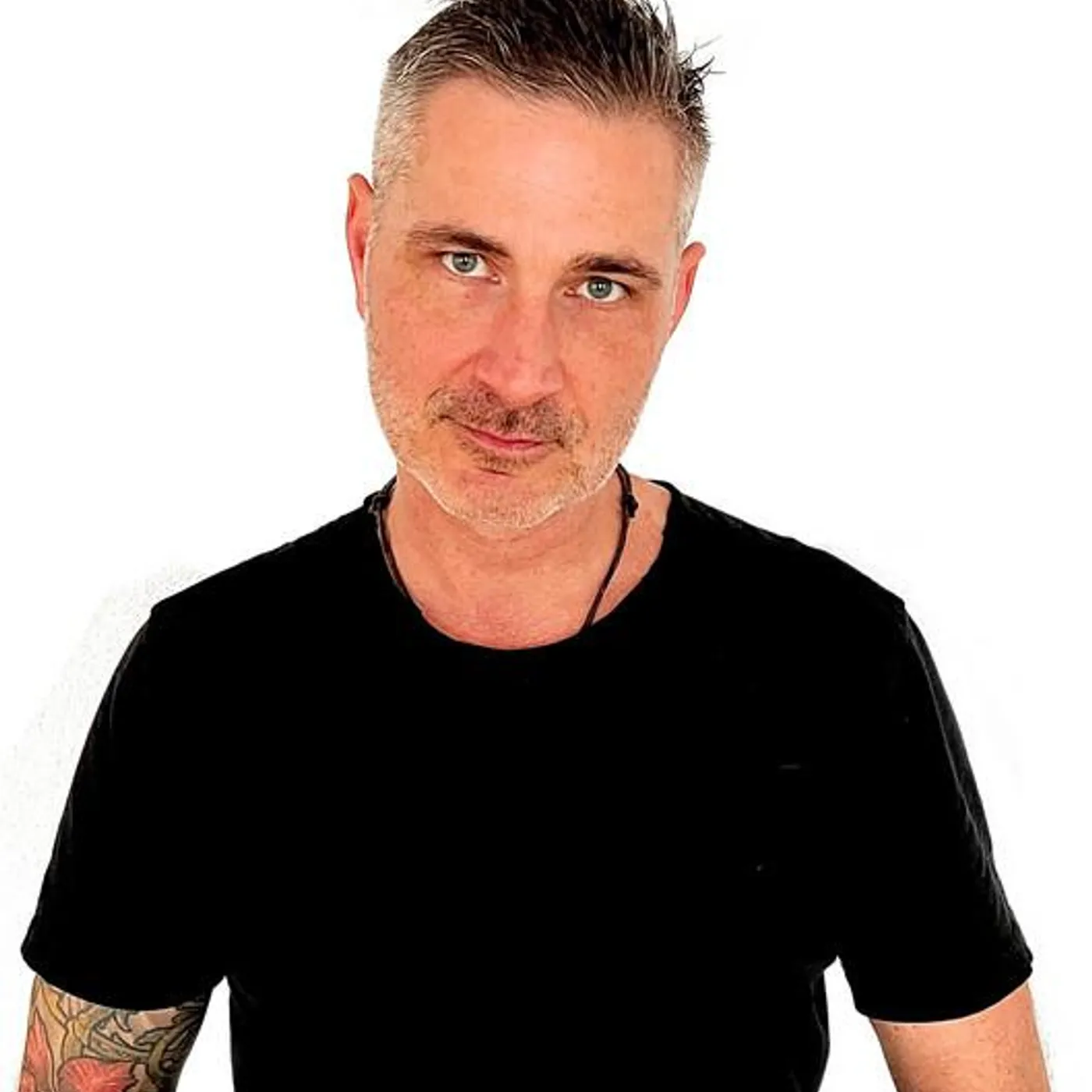 Sean Tyas Brand Page