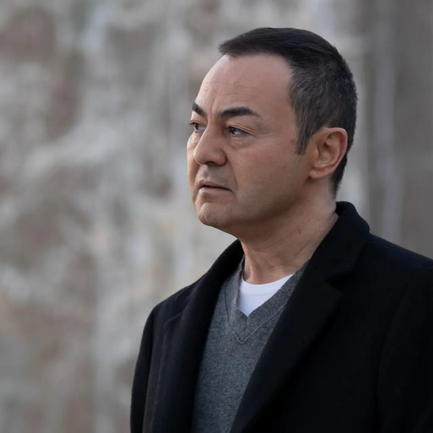 Serdar Ortaç Brand Page