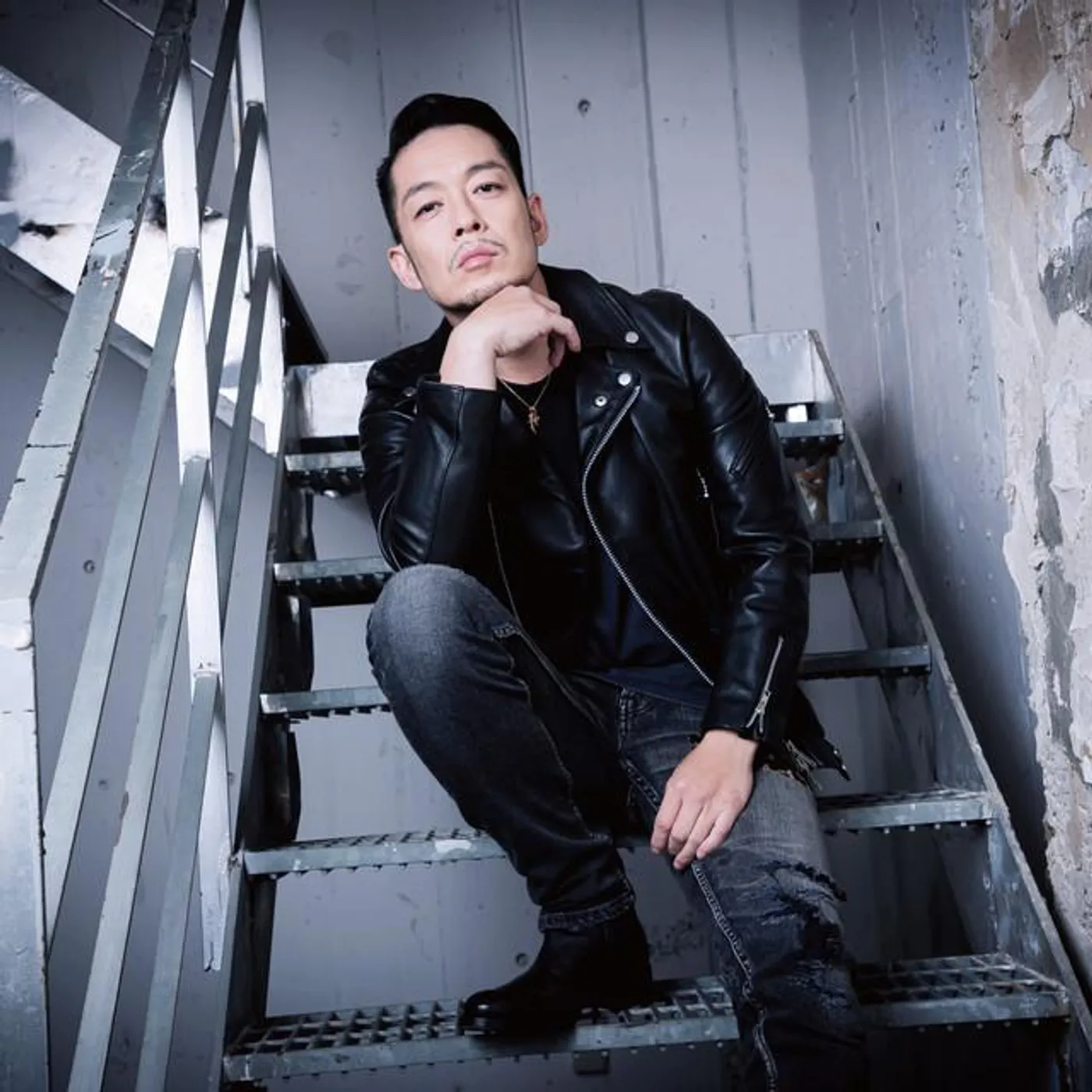 Shunsuke Kiyokiba Brand Page